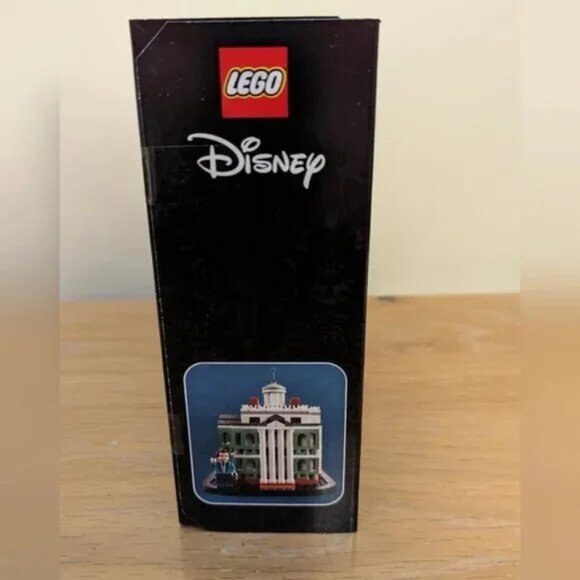 Lego Disney mini Haunted Mansion Brand New Retired set - Picture 8 of 10